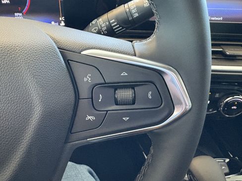 New 2026 Chevrolet Trax ACTIV w/ Sunroof Package image 13