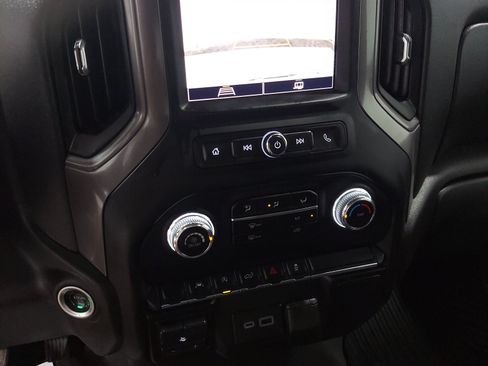 Used 2024 GMC Sierra 1500 Pro w/ Graphite Edition AWD/4WD image 10