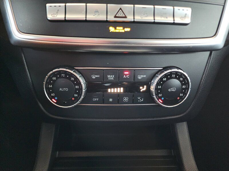Used 2015 Mercedes-Benz ML 350 4MATIC w/ Premium 1 Package image 52