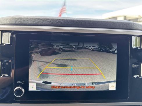 Used 2025 Toyota Tundra SR5 AWD/4WD image 21