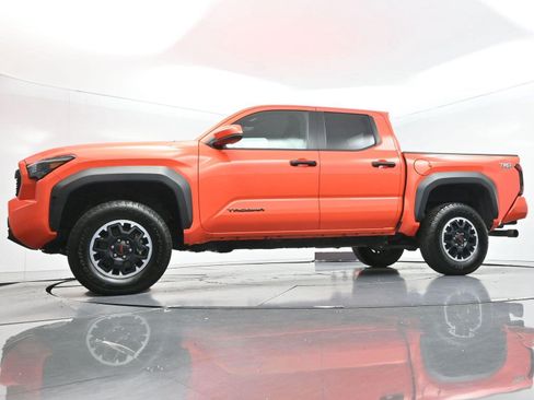 Used 2024 Toyota Tacoma TRD Off-Road AWD/4WD image 48