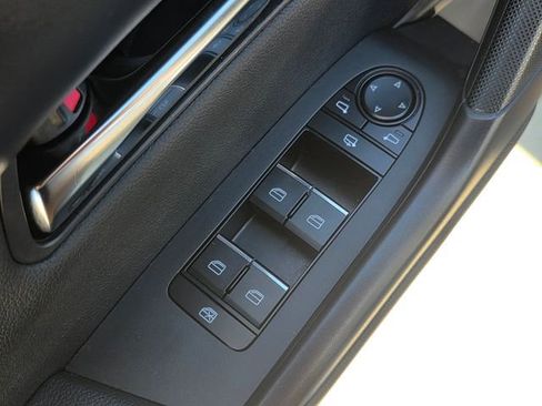 Certified 2025 MAZDA CX-50 2.5 Hybrid w/ Cargo Package image 17