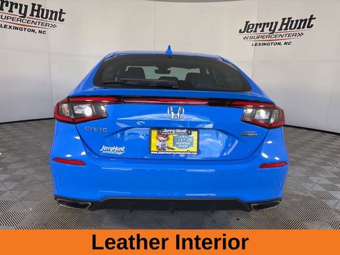 Used 2024 Honda Civic Sport Touring image 6