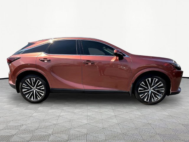 Used 2023 Lexus RX 350 Premium Plus w/ Cold Area Package FWD image 8