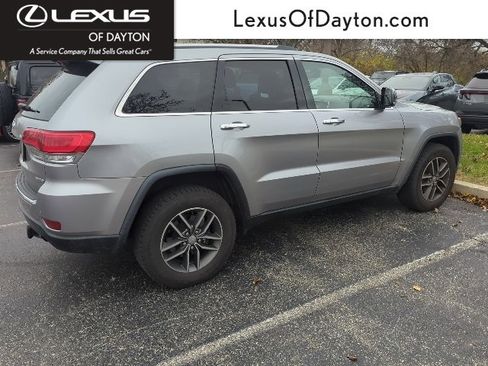 Used 2017 Jeep Grand Cherokee Limited w/ Luxury Group II image 23