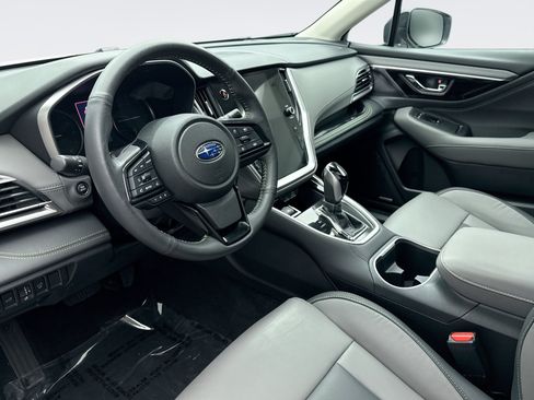 Used 2024 Subaru Outback Onyx Edition AWD/4WD image 10