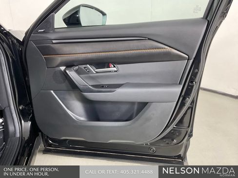 Used 2025 MAZDA CX-50 AWD 2.5 Hybrid w/ Weather Package image 15