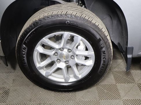 Used 2024 Chevrolet Silverado 1500 LT image 17