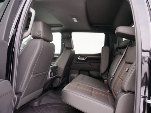 Used 2022 Chevrolet Silverado 1500 High Country w/ High Country Premium Package image 19