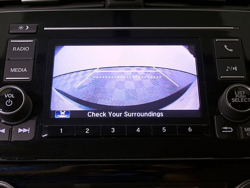 Used 2018 Honda CR-V LX image 26