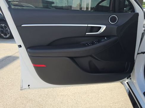Certified 2023 Hyundai Sonata SEL FWD image 13