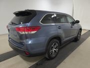 Used 2018 Toyota Highlander Plus FWD image 4