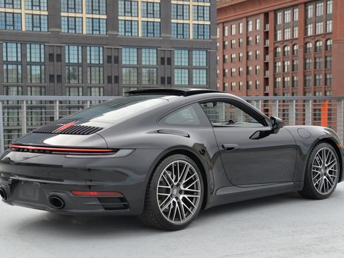 Certified 2024 Porsche 911 Carrera image 10
