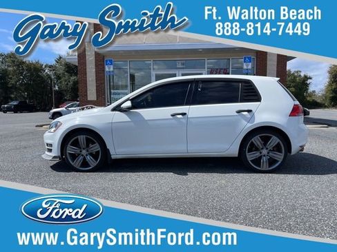 Used 2015 Volkswagen Golf SE image 1