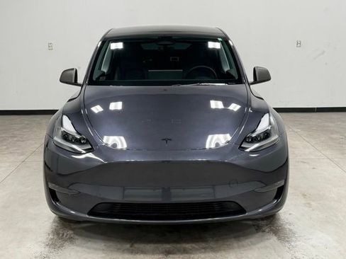 Used 2024 Tesla Model Y Performance AWD/4WD image 4