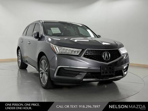 Used 2017 Acura MDX w/ Technology Package AWD/4WD image 4