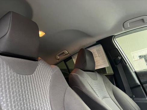 Certified 2018 Toyota Prius Four image 17