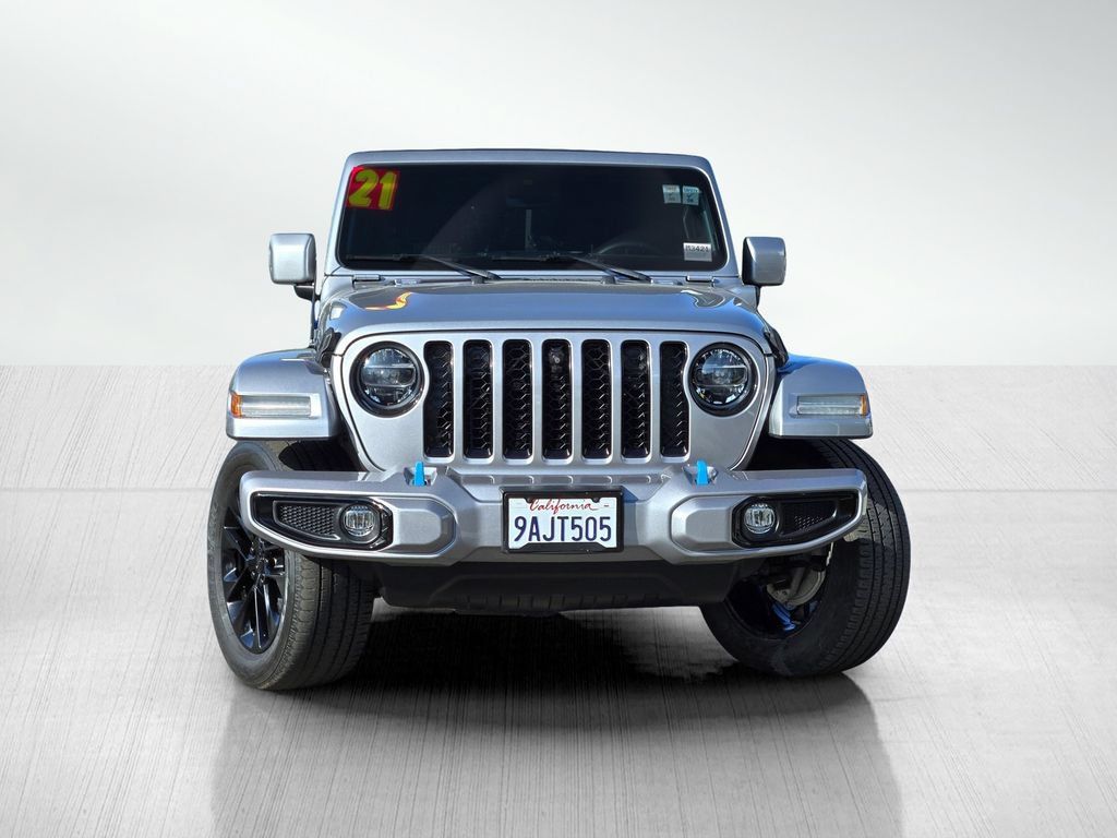 Used 2021 Jeep Wrangler Unlimited Sahara AWD/4WD image 2