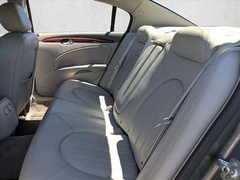 Used 2007 Buick Lucerne CXL w/ Luxury Package FWD image 15