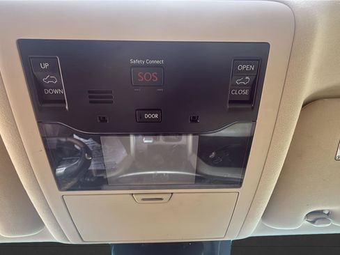 Used 2016 Lexus LX 570 4WD image 11