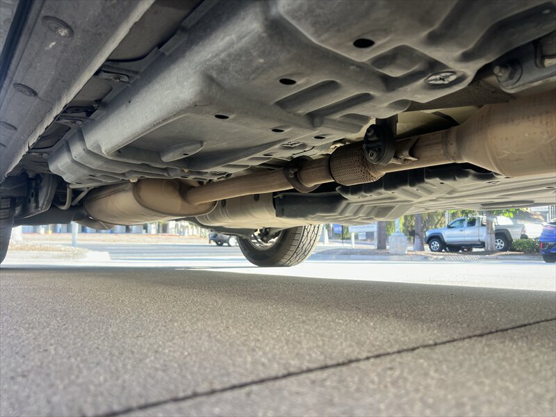 Used 2014 Toyota Highlander XLE FWD image 23