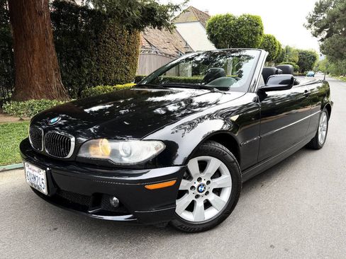 Used 2005 BMW 325Ci Convertible RWD image 3