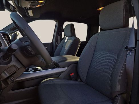 Used 2024 RAM 2500 Big Horn w/ Night Edition image 12