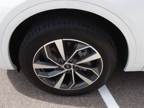Used 2025 Audi Q5 2.0T Premium Plus AWD/4WD image 12