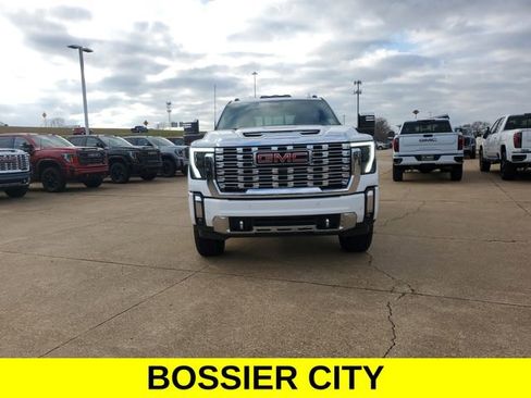 New 2026 GMC Sierra 2500 Denali w/ Denali Reserve Package image 2