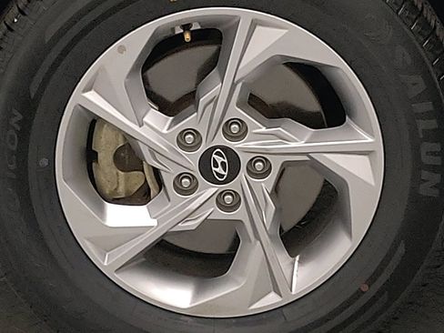 Used 2024 Hyundai Tucson SE image 31