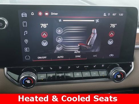 Used 2024 GMC Canyon Denali image 4