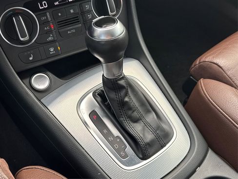 Used 2018 Audi Q3 2.0T Premium Plus w/ Premium Plus Package image 41