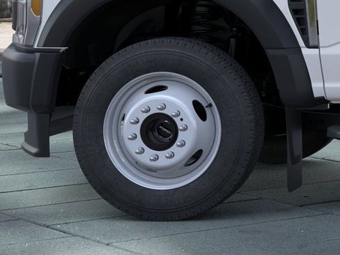 New 2025 Ford F550 4x4 Regular Cab Super Duty w/ Snow Plow Prep Package image 19