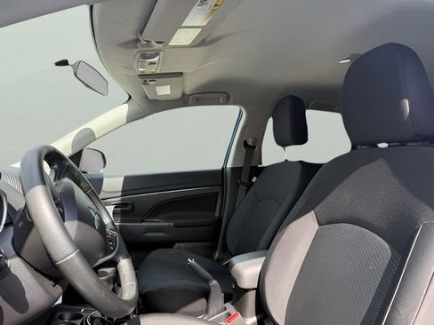 Used 2015 Mitsubishi Outlander Sport ES image 9