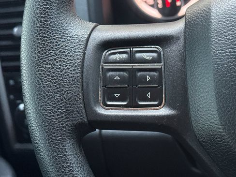 Used 2016 RAM 1500 Express AWD/4WD image 32
