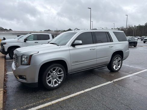 Used 2019 GMC Yukon Denali w/ Denali Ultimate Package image 2
