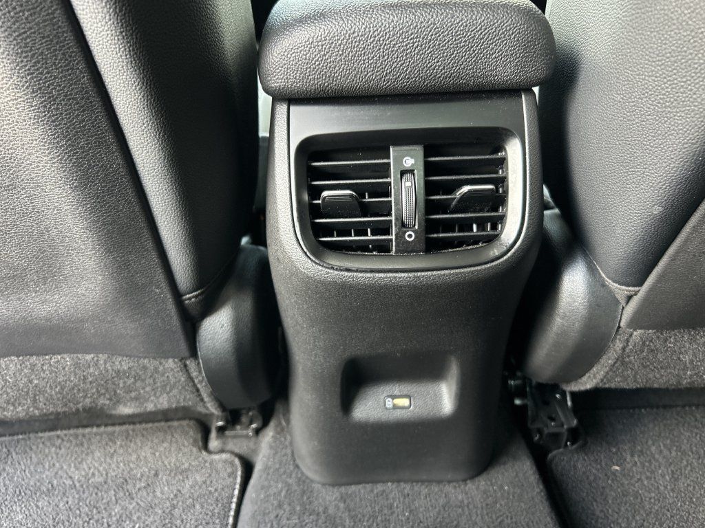 Used 2023 Kia Forte GT-Line w/ GT-Line Premium Package FWD image 32