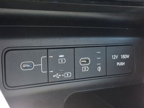 Used 2025 Hyundai Tucson SEL image 23