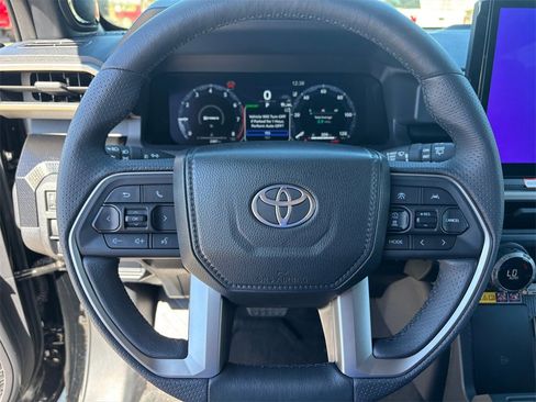 New 2025 Toyota 4Runner Limited image 13