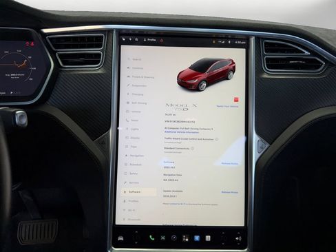 Used 2017 Tesla Model X 75D AWD/4WD image 27