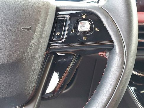 Used 2024 Lincoln Corsair Reserve w/ Rear Removable Package Tray image 29