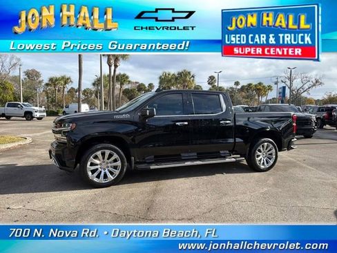 Used 2021 Chevrolet Silverado 1500 High Country w/ Technology Package image 4