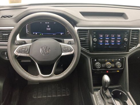 Used 2023 Volkswagen Atlas SE FWD image 22