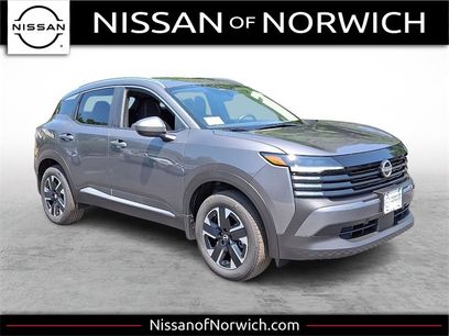 New 2025 Nissan Kicks SV w/ SV Premium Package