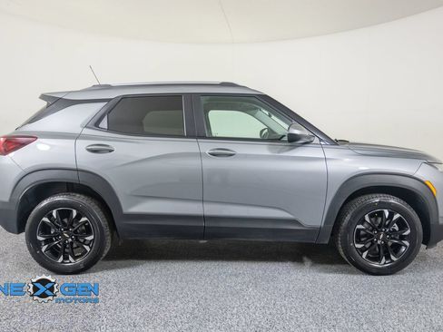 Used 2023 Chevrolet TrailBlazer LT w/ Convenience Package AWD/4WD image 36