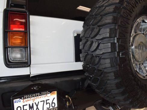 Used 2003 HUMMER H2 w/ Preferred Equipment Group AWD/4WD image 27