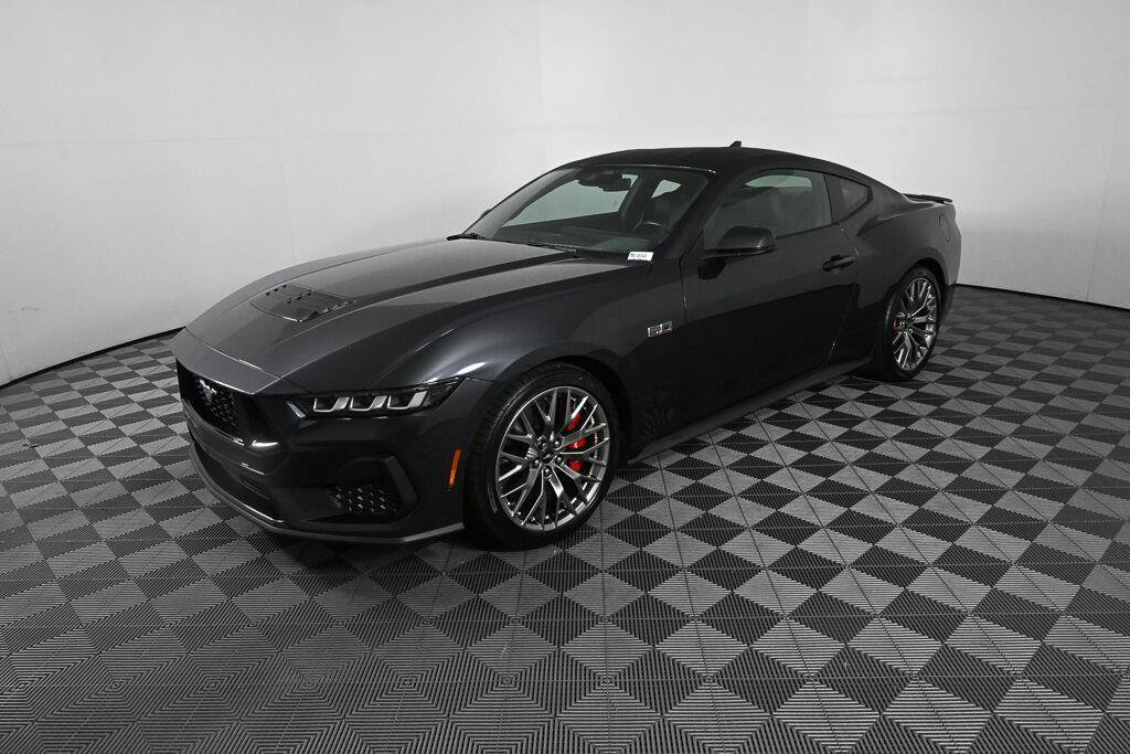 Used 2024 Ford Mustang GT Premium RWD image 1