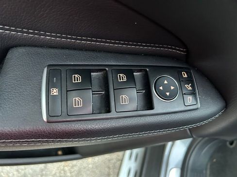 Used 2019 Mercedes-Benz GLE 400 4MATIC image 18