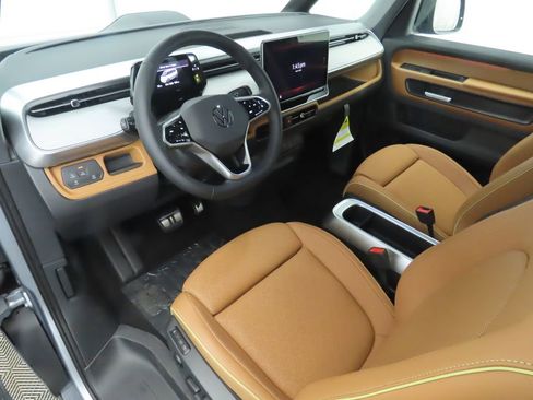 New 2025 Volkswagen ID. Buzz Pro S image 9