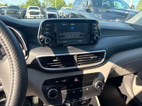 Used 2021 Hyundai Tucson SE FWD image 10